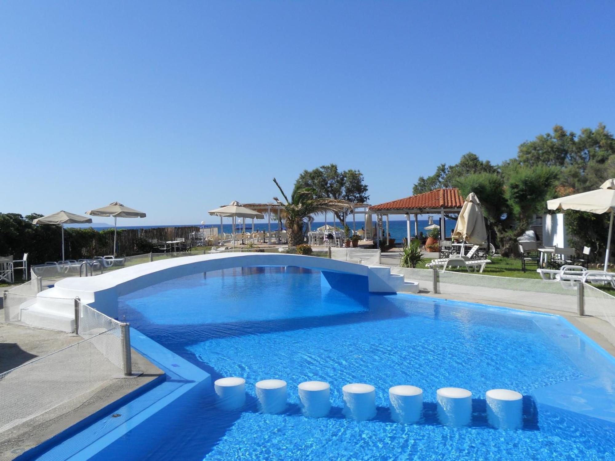 Hippokratis Apartments Gerani  エクステリア 写真